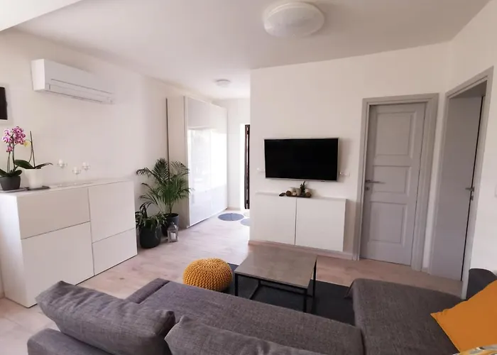 Apartamento Sara *